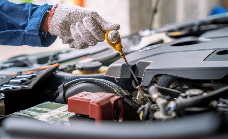 Lincoln Oil Change in Loveland, CO