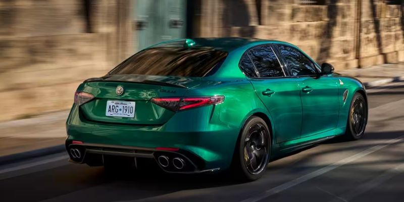  2024 Alfa Romeo Giulia Quadrifoglio performance
