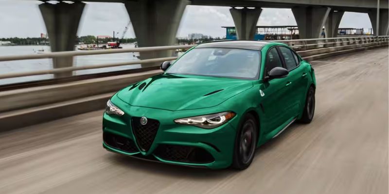 2024 Alfa Romeo Giulia Quadrifoglio design