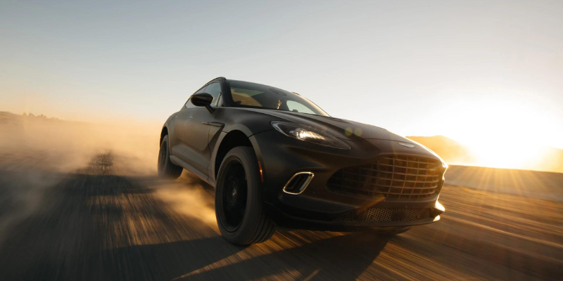  2023 Aston Martin DBX performance