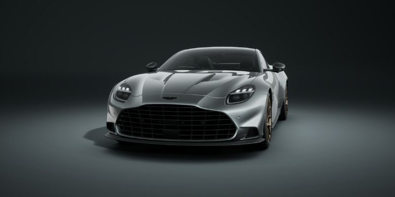 2025 Aston Martin Vanquish technology