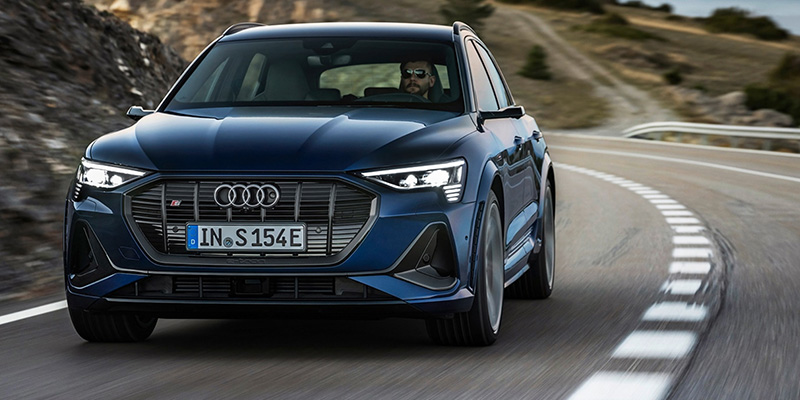  2022 Audi e-tron® S performance