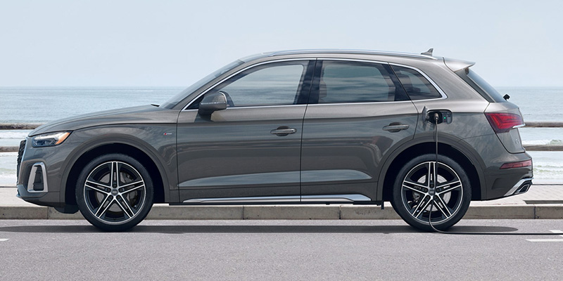 See the 2022 Audi Q5 in West Palm Beach, FL | Features Review