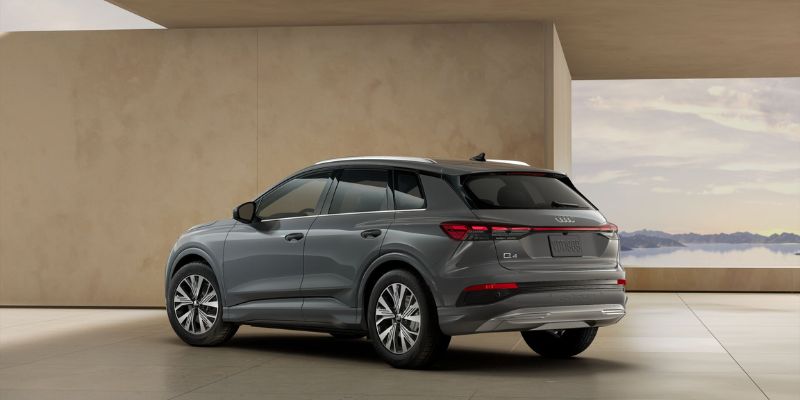 2026 Audi Q4 e-tron® performance