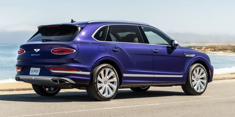 2024 Bentley Bentayga EWB technology