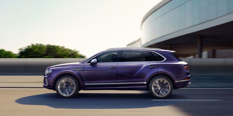 2024 Bentley Bentayga EWB technology