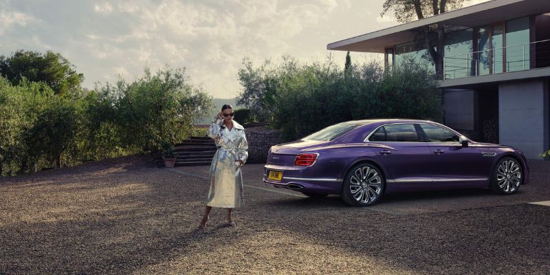  2024 Bentley Flying Spur performance