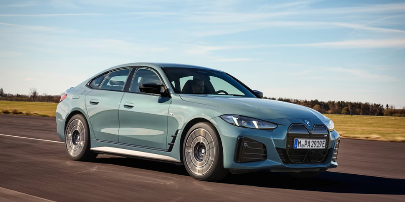 2025 BMW i4 performance