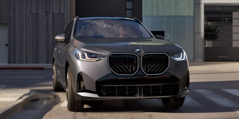 2025 BMW X3 design