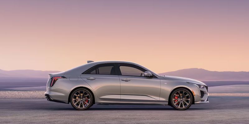 2025 Cadillac CT4 technology