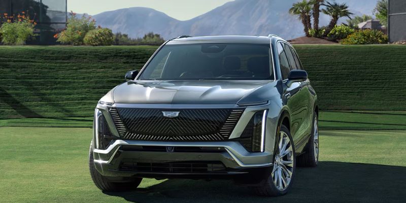 New Cadillac Vistiq for Sale Countryside IL