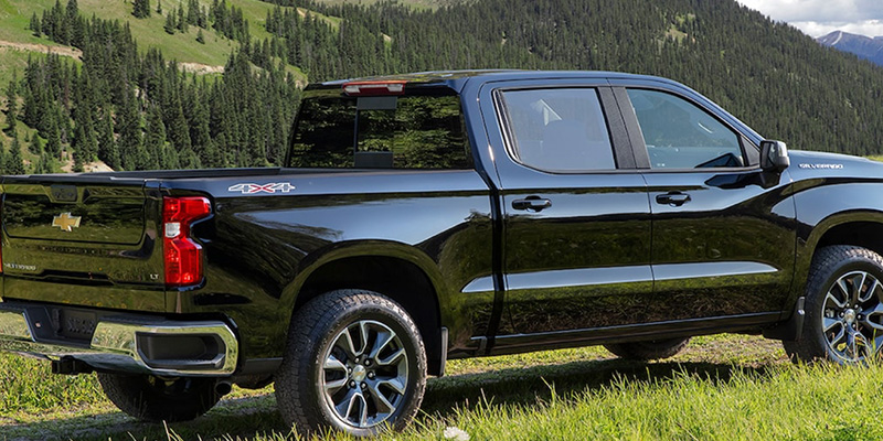 2022 Chevrolet Silverado design