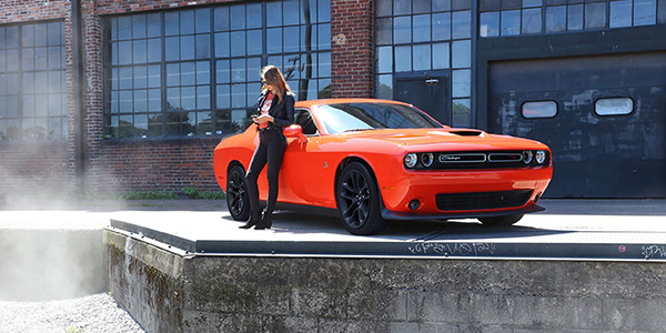 2020 Dodge Challenger technology