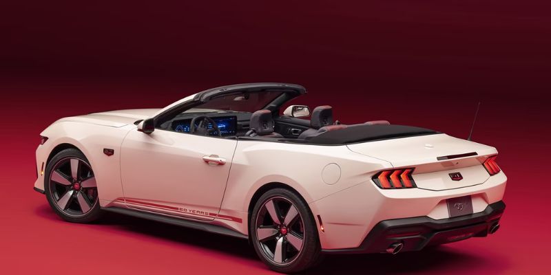 2025 Ford Mustang performance