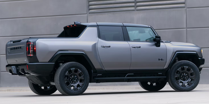 2026 GMC Hummer EV Pickup technology
