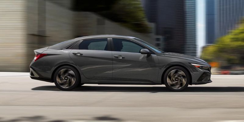  2024 Hyundai Elantra Hybrid performance