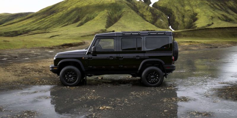 2026 INEOS Grenadier Station Wagon Black Edition technology