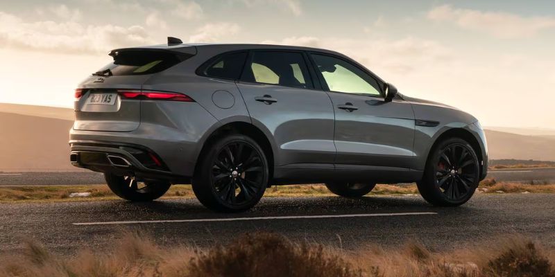 2025 Jaguar F-PACE design