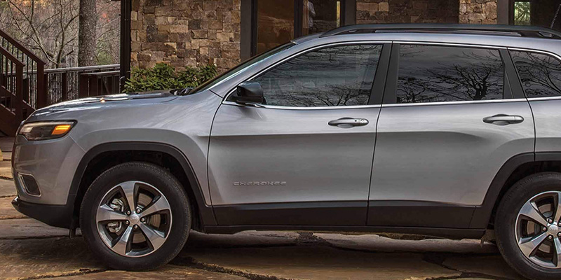 2022 Jeep Cherokee technology