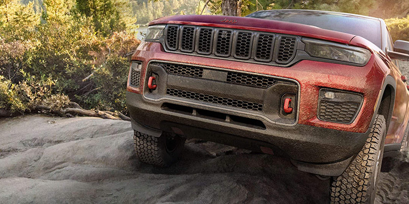 2022 Jeep Grand Cherokee technology
