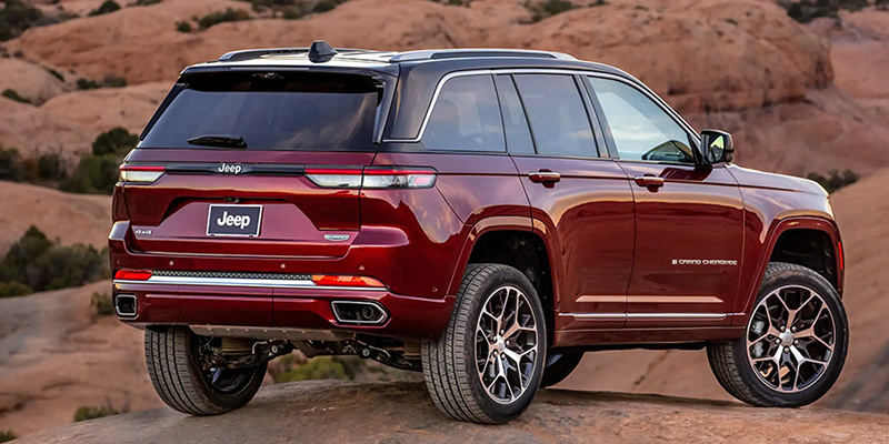 2023 Jeep Grand Cherokee design