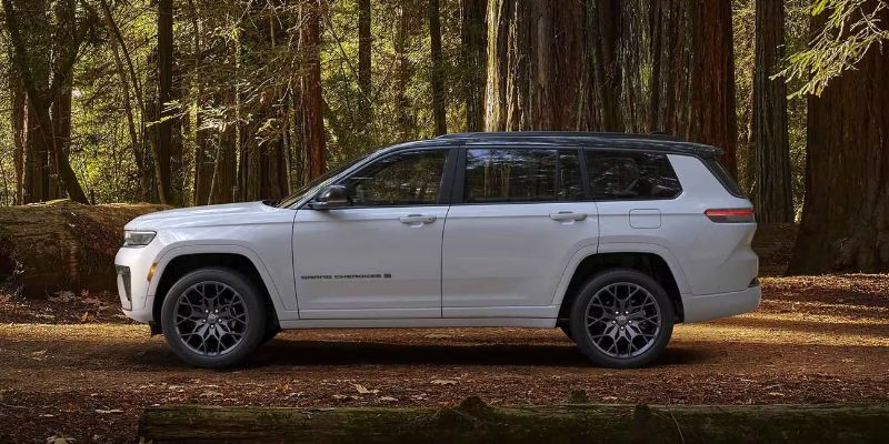 2027 Jeep Grand Cherokee technology