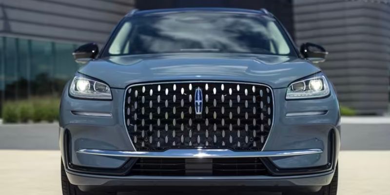  2024 Lincoln Corsair performance