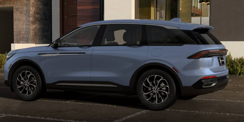 2026 Lincoln Nautilus design
