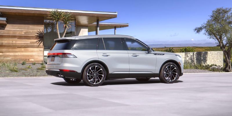  2027 Lincoln Aviator performance