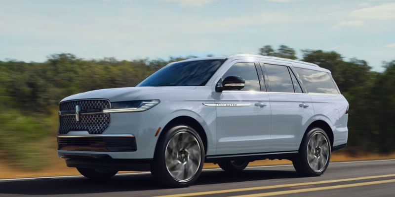 2027 Lincoln Navigator technology