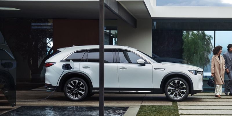 2025 Mazda CX-90 PHEV performance