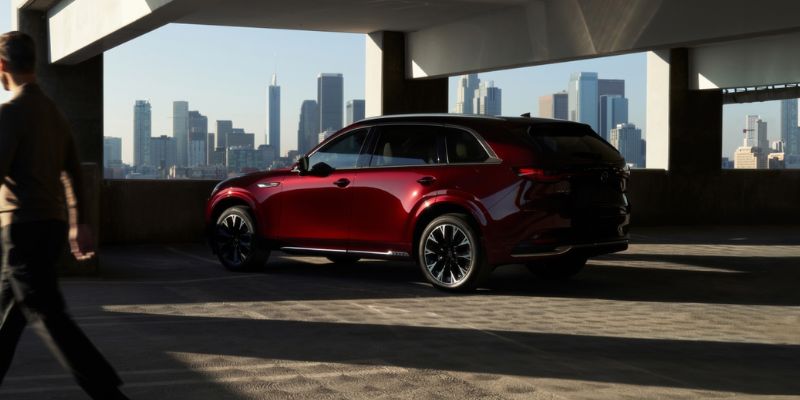2025 Mazda CX-90 PHEV technology