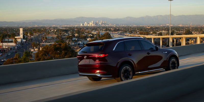 2025 Mazda CX-90 design