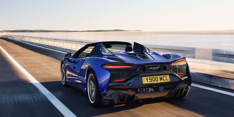 2025 McLaren Artura Spider design