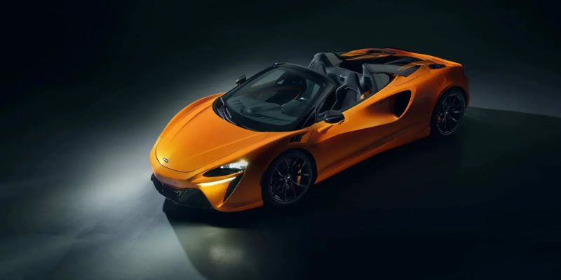 2026 McLaren Artura Spider design