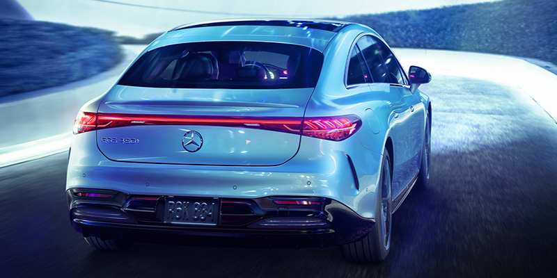 2022 Mercedes-Benz EQS Sedan performance