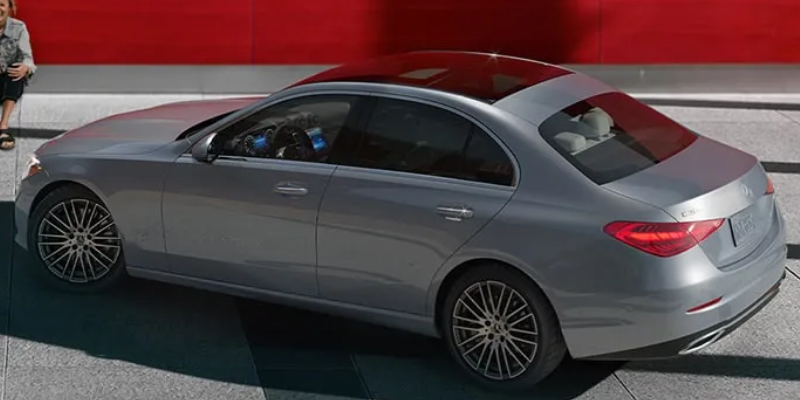 2025 Mercedes-Benz C 300 design