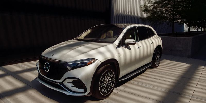 pre-owned Mercedes-Benz EQS SUV for Sale Bentonville AR