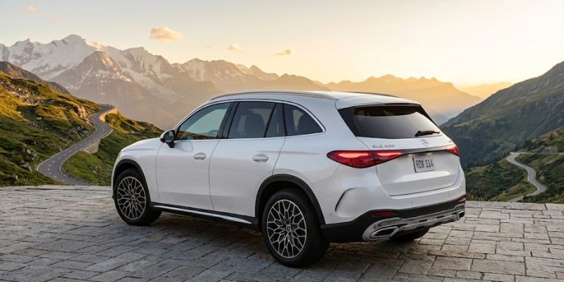 2027 Mercedes-Benz GLC SUV technology