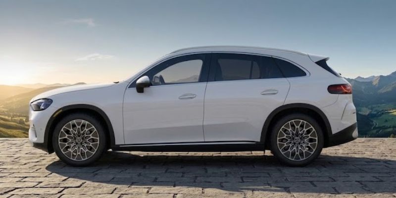 2027 Mercedes-Benz GLC SUV design