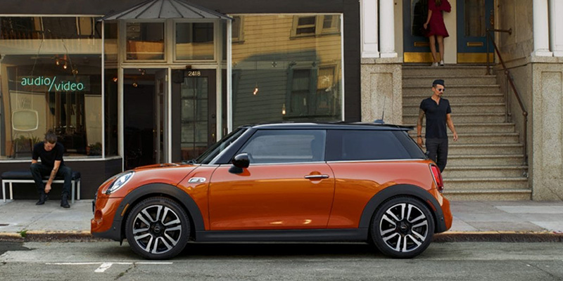  2021 MINI Hardtop 2-Door performance