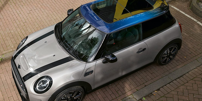  2022 MINI Hardtop 2 Door performance