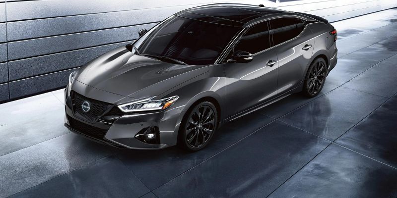 2023 nissan maxima sr midnight edition