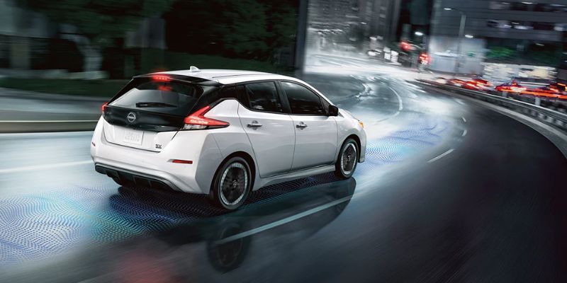 2025 Nissan LEAF