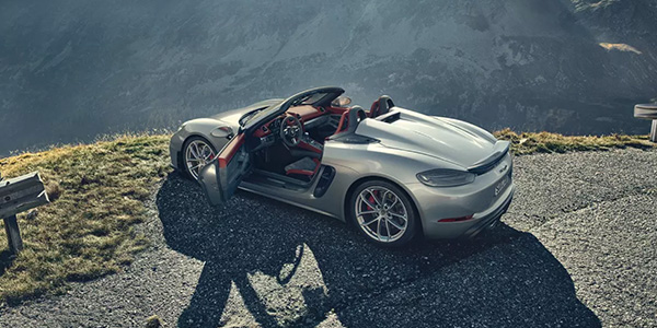 2020 Porsche 718 Spyder performance