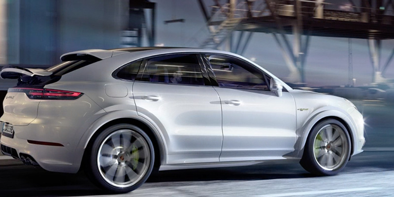 See the New Porsche Cayenne EHybrid in Mobile, AL