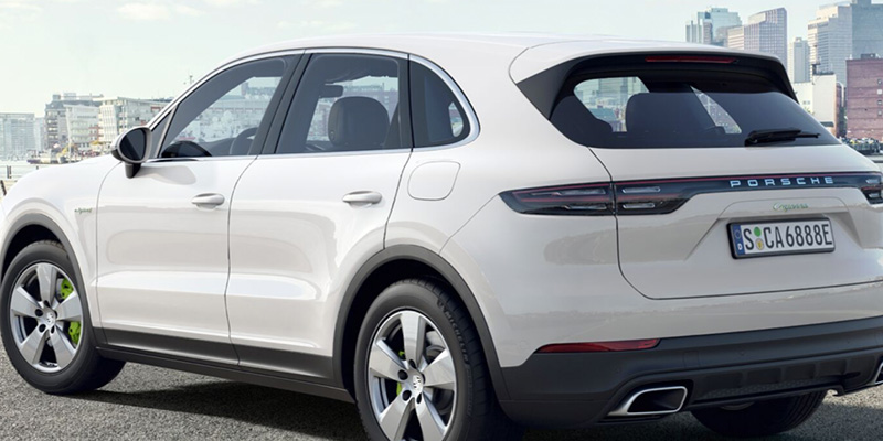  2021 Porsche Cayenne E-Hybrid performance