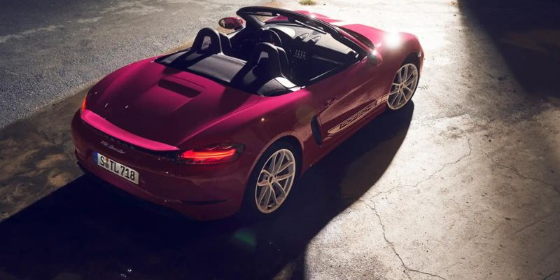  2023 Porsche 718 Boxster performance