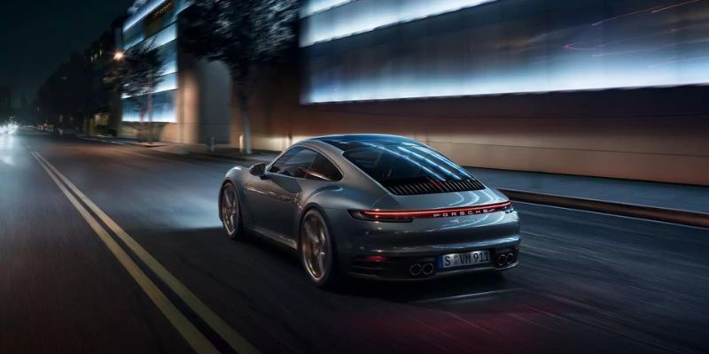  2023 Porsche 911 Carrera performance