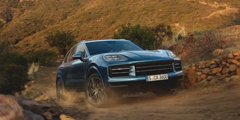  2025 Porsche Cayenne performance